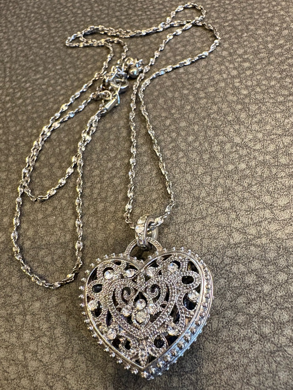 Beautiful Adjustable Crystal Embellished Filagree Design Silvertone Necklace